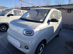 五菱汽车 宏光MINIEV 2024款 第三代 215km 青春版