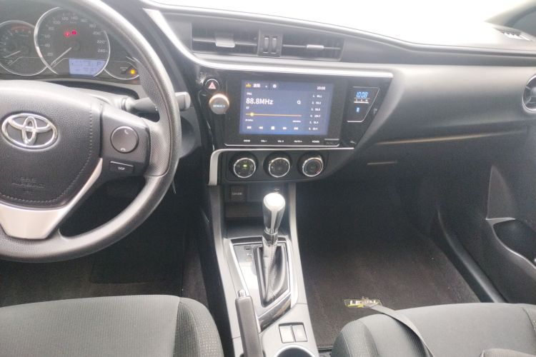 丰田 雷凌 2017款 改款 185T CVT精英版 国VI局部细节18