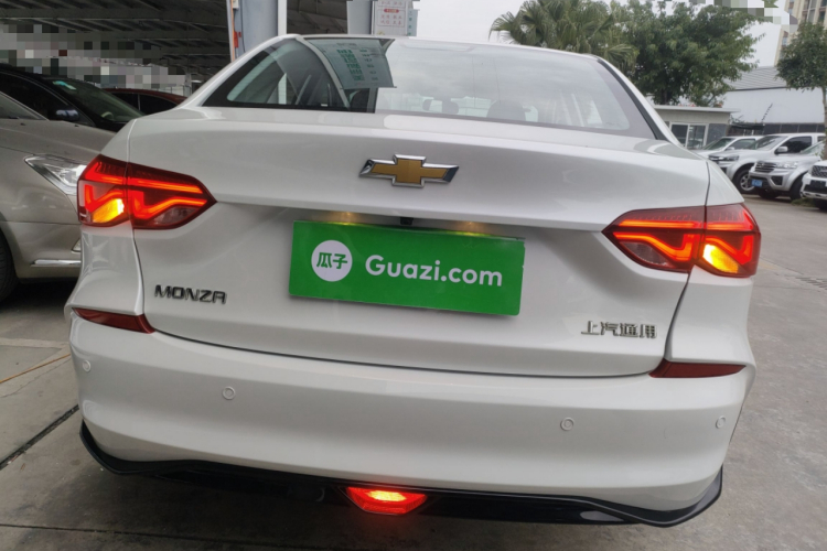 雪佛兰 科鲁泽 2024款 1.5L 双离合乐享版车身外观6