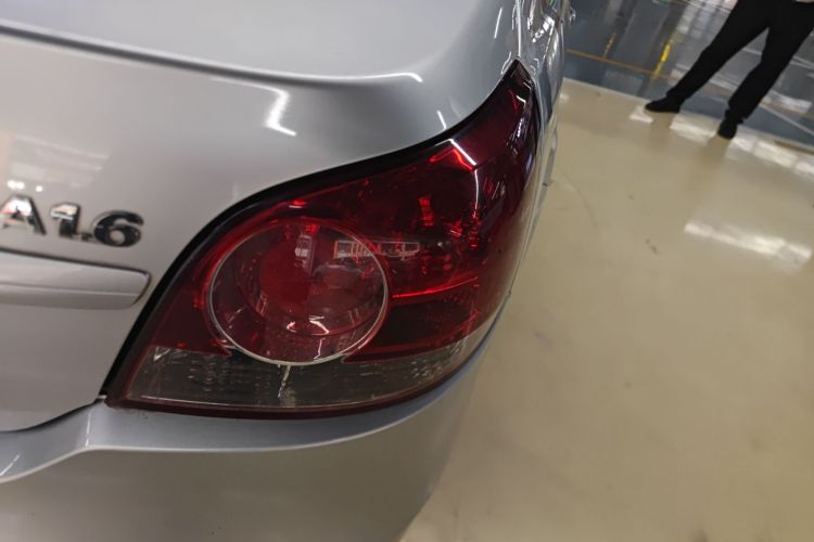 大众 朗逸 2013款 经典 1.6L 手动风尚版车身外观6006