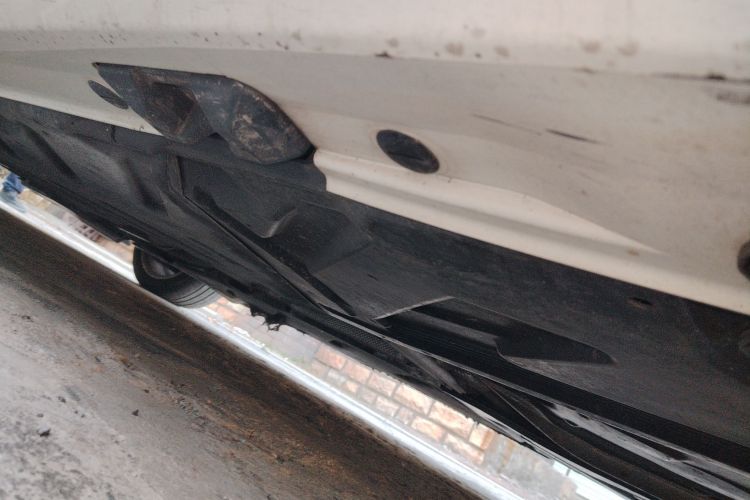 奔驰B级 2015款 B 200 时尚型局部细节9003