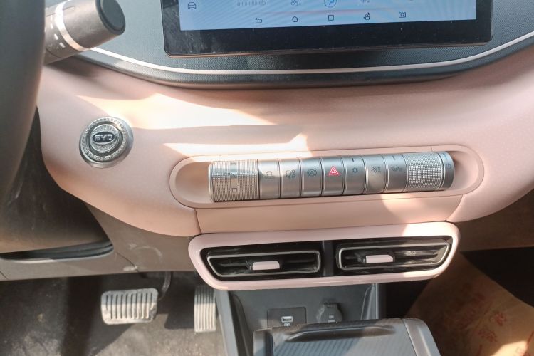 比亚迪 海鸥 2023款 自由版中控内饰18