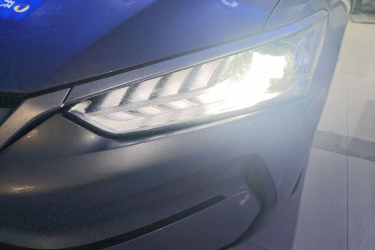 比亚迪 秦PLUS 2024款 荣耀版 EV 510KM领先型局部细节36