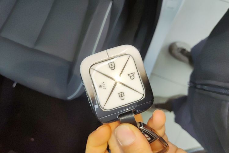 别克E5 2023款 臻享标准续航版中控内饰11