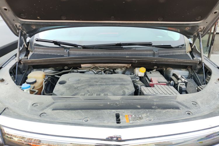 荣威iMAX8 2021款 400TGI Supreme系列陆尊版局部细节24