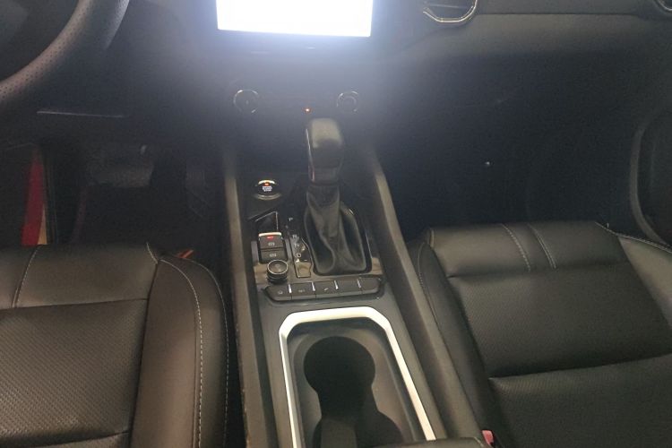 奇瑞 瑞虎5x 2019款 HERO 1.5L CVT豪华版中控内饰18