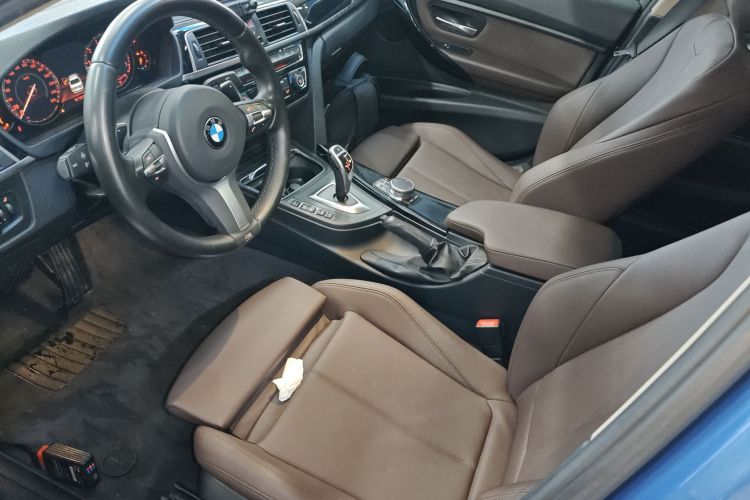 宝马3系 2019款 320Li M运动套装局部细节19