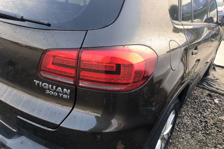 大众 途观 2017款 300TSI 自动两驱丝绸之路风尚版车身外观9