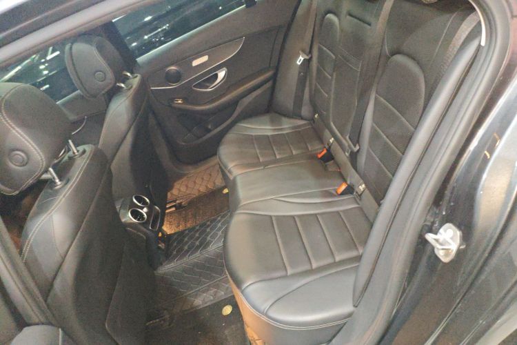 奔驰C级 2021款 C 260 L 运动版中控内饰21