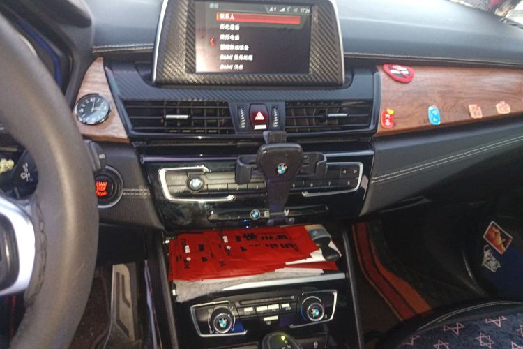 宝马2系旅行车 2016款 218i 时尚型中控内饰16