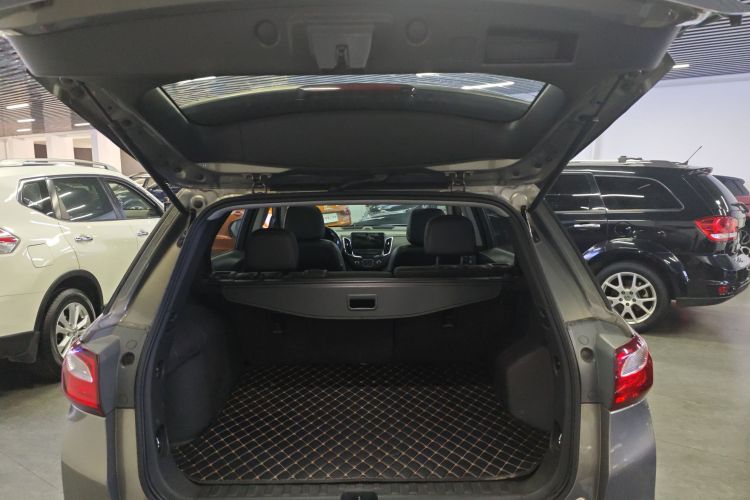 雪佛兰 探界者 2018款 535T 自动驰界版局部细节23