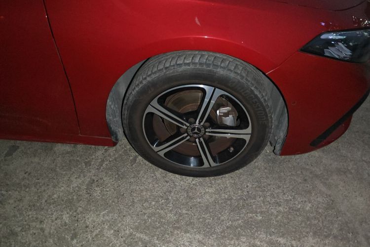 奔驰A级 2023款 A 200 L 时尚型车身外观6007