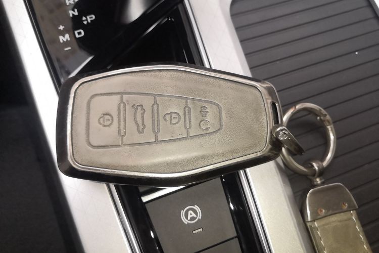 吉利汽车 星瑞 2024款 2.0TD 霄汉版中控内饰7001