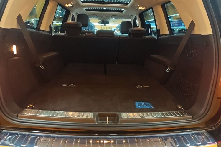 奔驰GLS 2018款 改款 GLS 320 4MATIC局部细节23