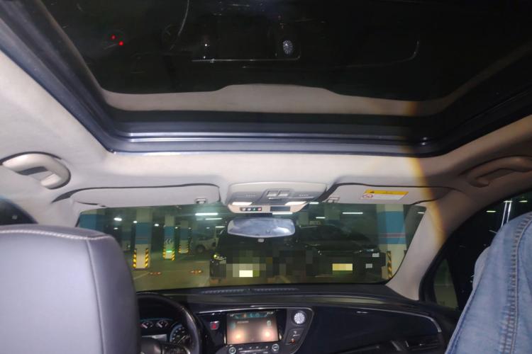 别克 昂科威 2014款 28T 四驱精英型中控内饰22