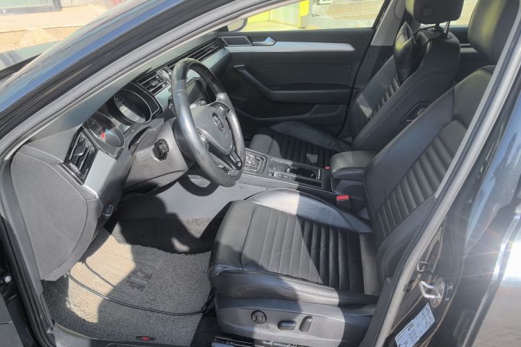 大众 迈腾 2018款 280TSI DSG 领先型中控内饰19