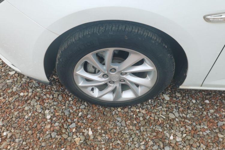 别克 威朗 2016款 两厢 15S 自动领先型车身外观6007