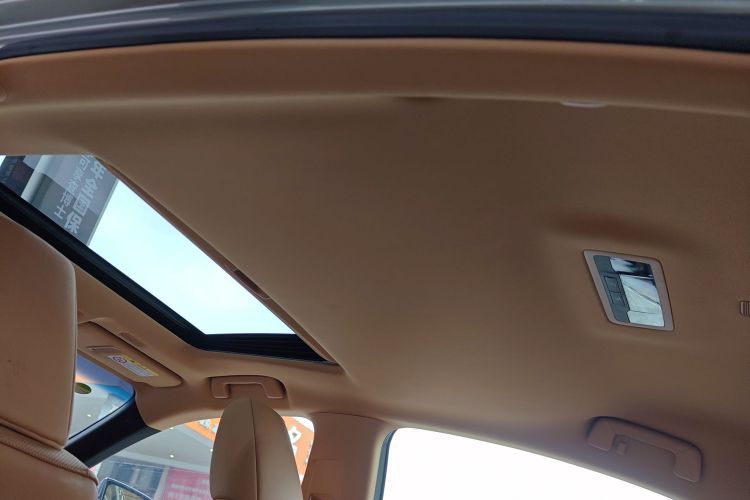 雷克萨斯ES 2023款 260 卓越版中控内饰22