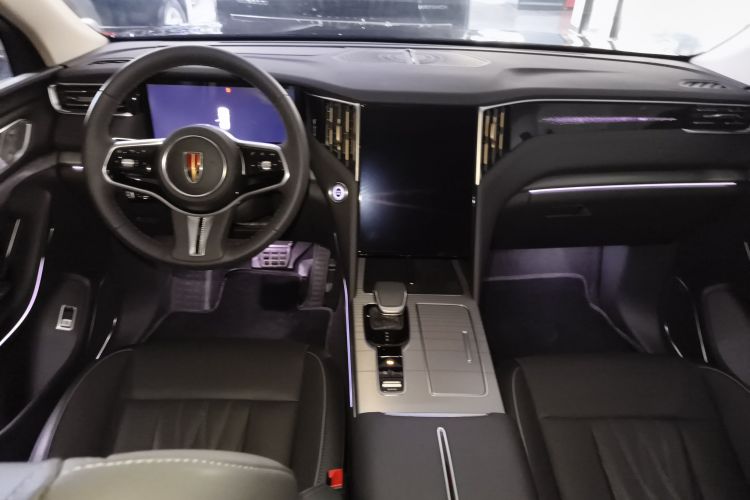 红旗HS7 PHEV 2024款 2.0T PHEV 四驱旗畅版 6座中控内饰7002