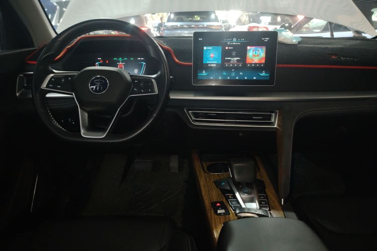 比亚迪 宋Pro新能源 2019款 DM 1.5T 四驱性能版豪华型中控内饰7002