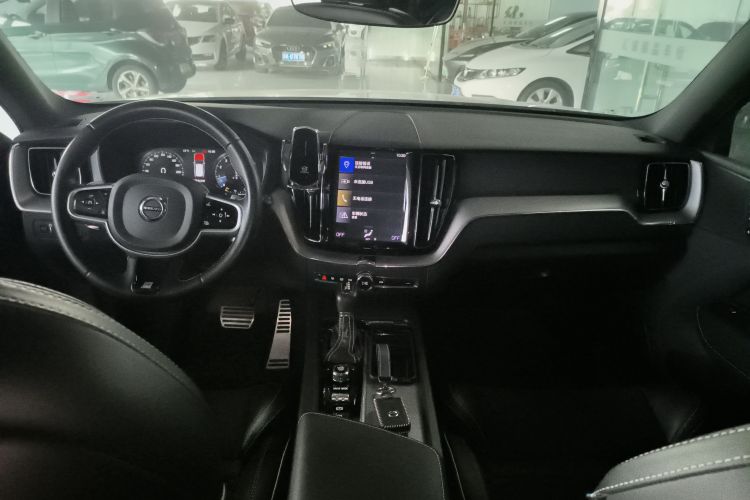 沃尔沃XC60 2019款 T5 四驱智远运动版 国VI中控内饰12