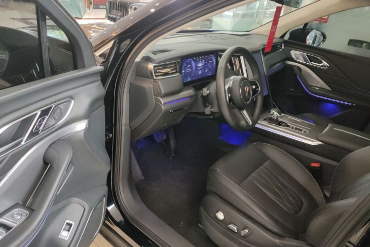 红旗HS7 PHEV 2024款 2.0T PHEV 四驱旗畅版 6座中控内饰20