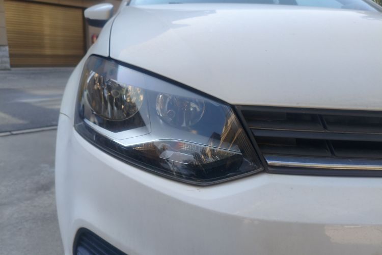 大众 Polo 2016款 1.4L 自动风尚型车身外观8