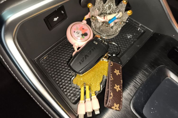 哈弗H6 2021款 国潮版 1.5T 自动都市版中控内饰11