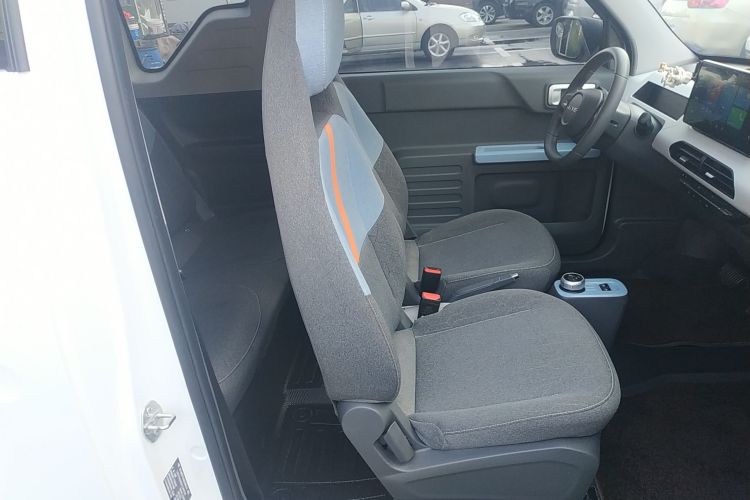 吉利银河 2023款 熊猫mini 200km 耐力熊局部细节41