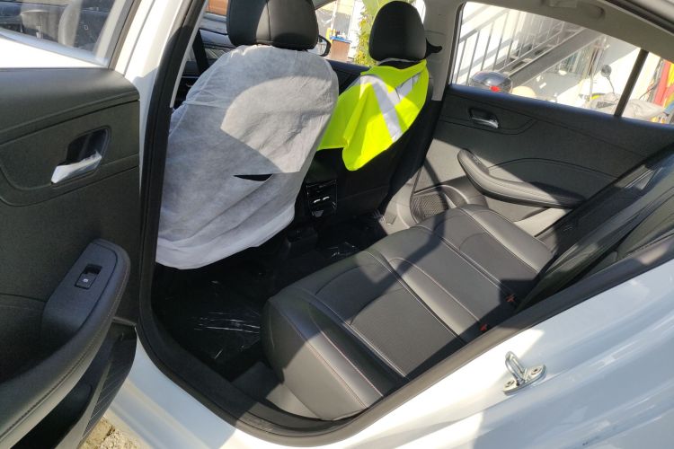 荣威i5 2026款 1.5L CVT豪华版中控内饰21