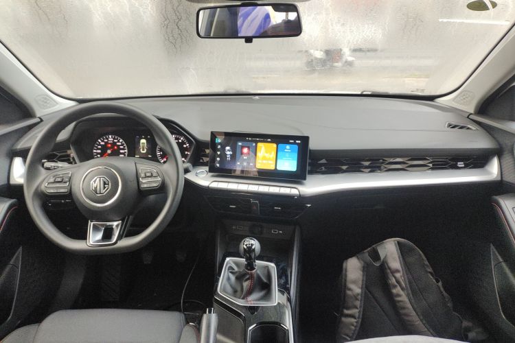 名爵 MG5 2023款 180DVVT 手动风尚版中控内饰12