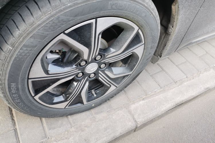 红旗E-QM5 2023款 改款 基础出行版车身外观6007