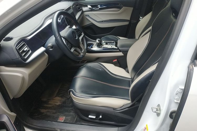 比亚迪 秦PLUS 2021款 EV 500KM 豪华型中控内饰19