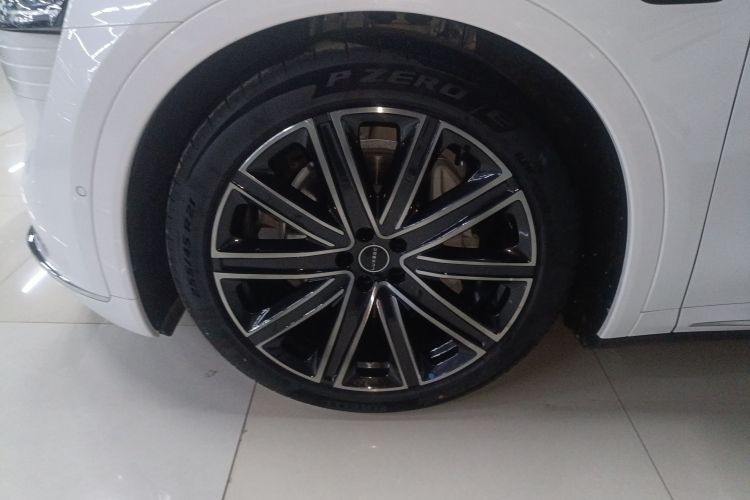 鸿蒙智行 智界R7 2024款 纯电 802km Max车身外观6002