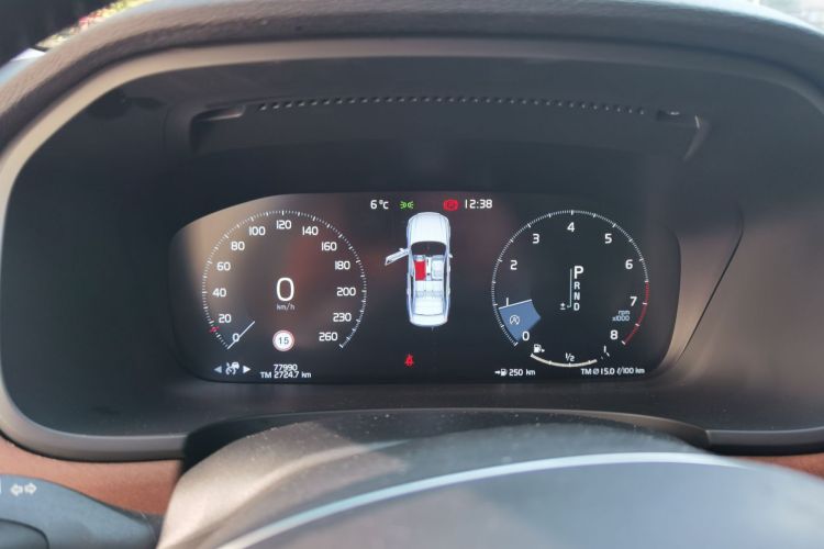 沃尔沃S90 2019款 T5 智远版中控内饰14