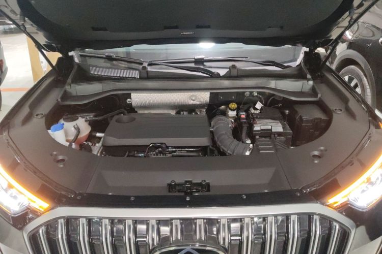 奇瑞 瑞虎9 2023款 2.0T 双离合两驱领先版 5座机舱底盘24