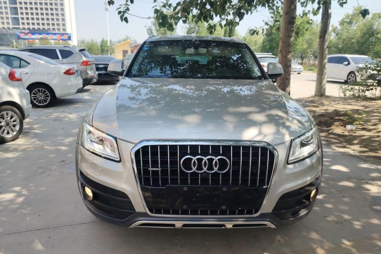 奥迪Q5 2017款 Plus 40 TFSI 技术型车身外观2