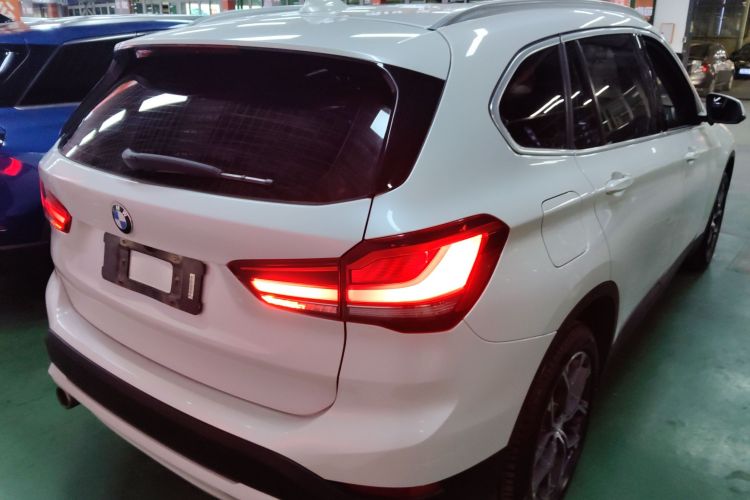 宝马X1 2020款 sDrive25Li 领先型车身外观7