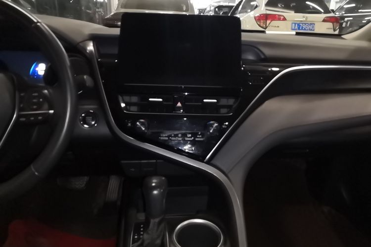 丰田 凯美瑞 2021款 2.0G 豪华版中控内饰16