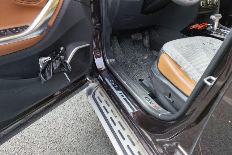 东南DX7 2015款 1.5T 自动精英型中控内饰20