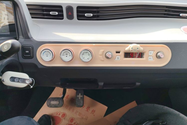 五菱汽车 宏光MINIEV 2022款 马卡龙臻享款 磷酸铁锂中控内饰16