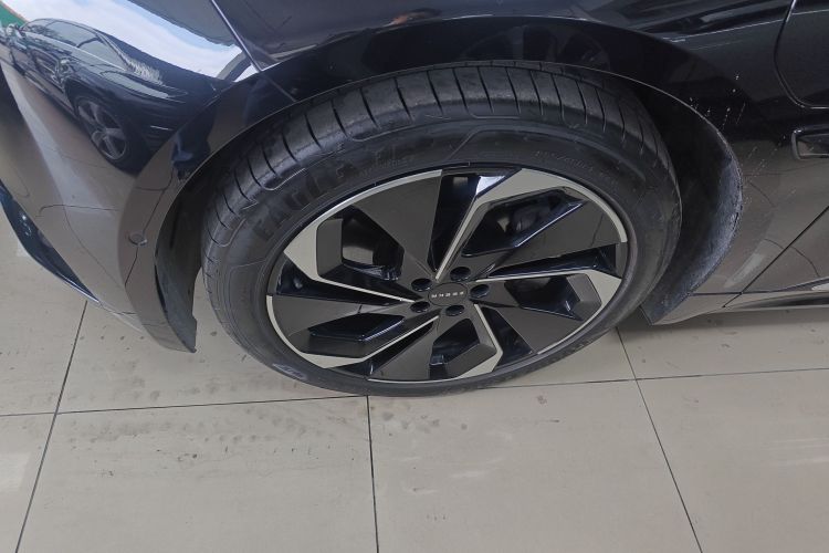 极氪001 2023款 WE版 100kWh车身外观6007