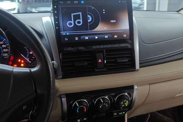 丰田 威驰 2014款 1.5L 自动智臻版局部细节16