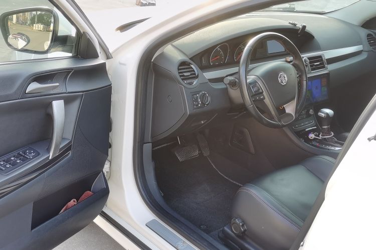 名爵 MG6 2014款 掀背 1.8T 自动性能版中控内饰20