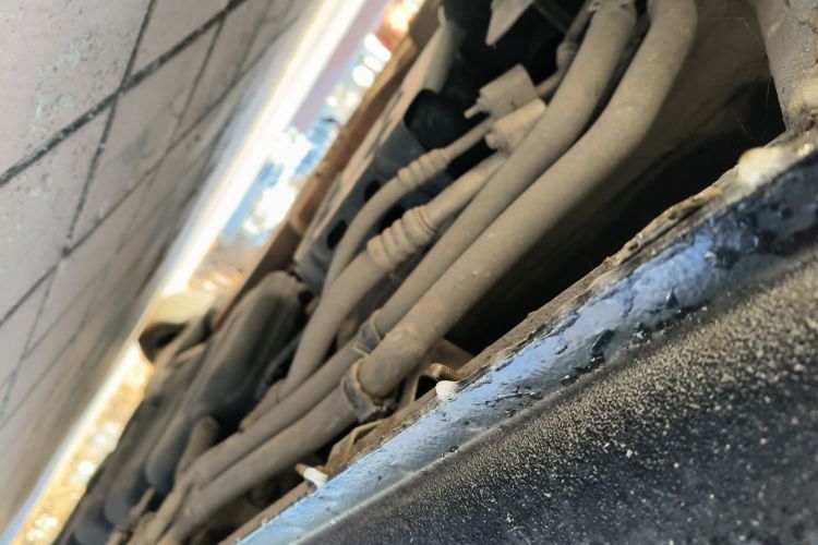 奔驰 威霆 2016款 2.0T 商务版局部细节9004