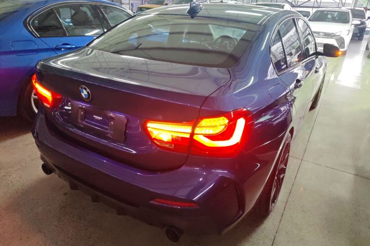 宝马1系 2021款 120i M运动曜夜版车身外观6005