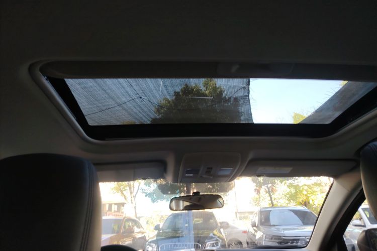 马自达3 昂克赛拉 2017款 三厢 2.0L 自动尊贵型 国V中控内饰22