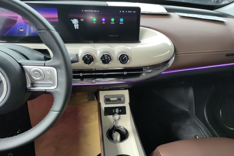 五菱汽车 五菱缤果 2023款 333km 灵犀互联+款局部细节16