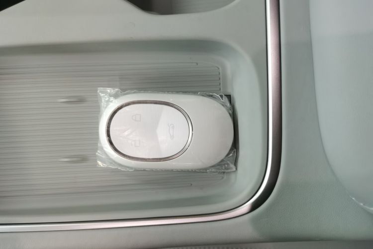 蔚来ES6 2024款 75kWh中控内饰11