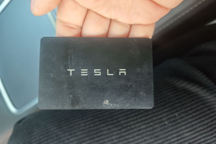 特斯拉 Model 3 2021款 标准续航后驱升级版 3D6中控内饰11